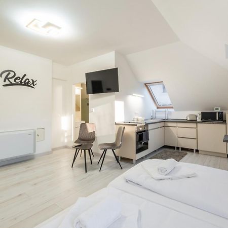 Relax Apartman Veszprém المظهر الخارجي الصورة